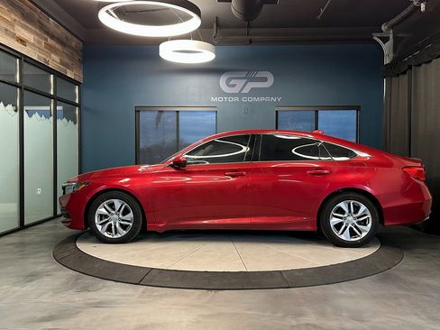 Used 2019 Honda Accord LX image 6