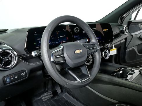 New 2026 Chevrolet Blazer EV LT image 4