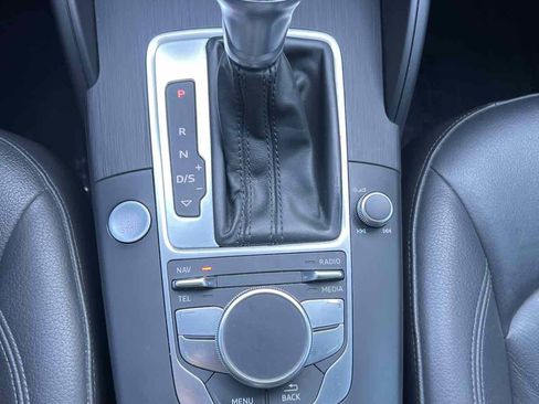 Used 2016 Audi A3 e-tron Premium w/ Audi MMI Navigation Plus image 22