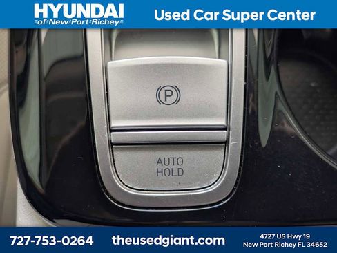 Certified 2022 Hyundai Tucson Limited FWD image 35