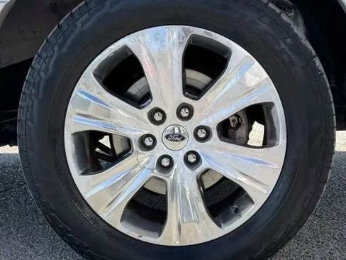 Used 2016 Ford Expedition EL Platinum AWD/4WD image 15