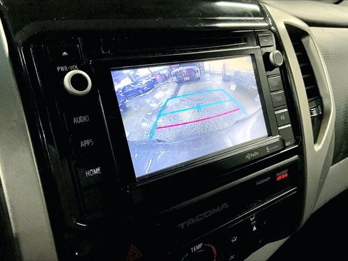 Used 2015 Toyota Tacoma 4x4 Double Cab image 26