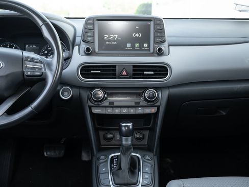 Used 2021 Hyundai Kona Ultimate image 32