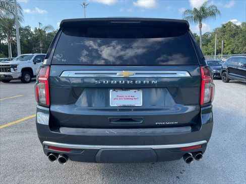 Used 2021 Chevrolet Suburban Premier w/ Premium Package RWD image 4