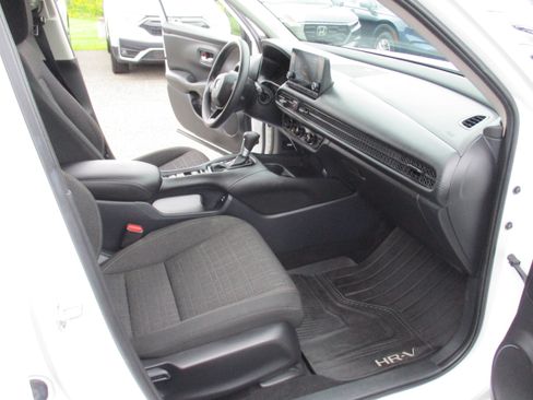 Certified 2024 Honda HR-V LX image 15