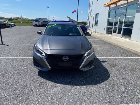 Used 2024 Nissan Altima 2.5 S image 3