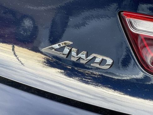 Used 2025 Genesis G80 2.5T AWD/4WD image 17
