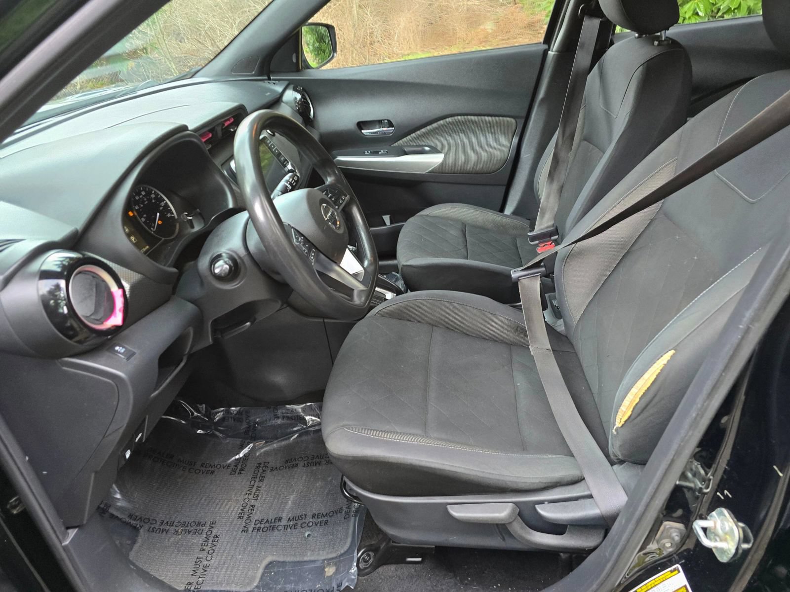 Used 2019 Nissan Kicks SV FWD image 19