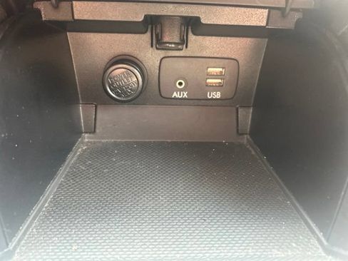 Used 2016 Subaru Outback 2.5i Limited AWD/4WD image 23