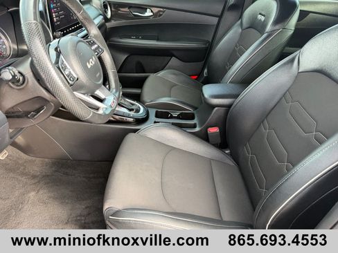 Used 2022 Kia Forte GT-Line w/ GT-Line Technology Package FWD image 10