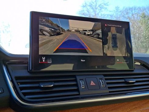 Certified 2023 Audi Q5 2.0T Premium Plus w/ Premium Plus Package image 18