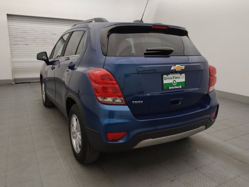 Used 2020 Chevrolet Trax LT FWD image 5