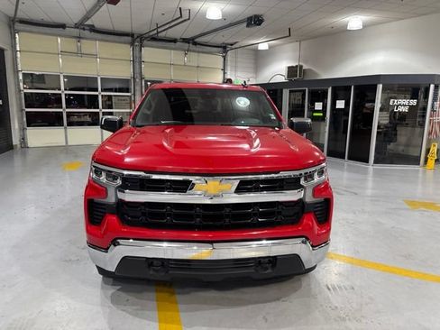 Certified 2026 Chevrolet Silverado 1500 LT AWD/4WD image 3