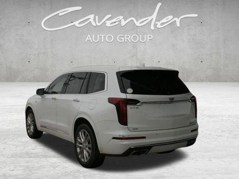 Certified 2021 Cadillac XT6 Premium Luxury w/ Platinum Package image 4