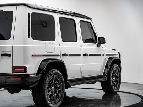 Used 2025 Mercedes-Benz G 550 image 19