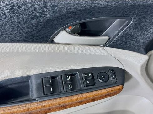 Used 2011 Honda Accord EX image 15