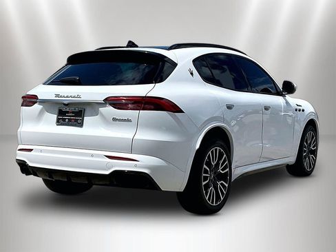 Used 2023 Maserati Grecale Modena AWD/4WD image 6