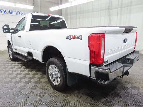 Used 2024 Ford F350 XLT image 5
