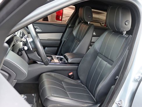 Used 2018 Land Rover Range Rover Velar R-Dynamic SE image 27