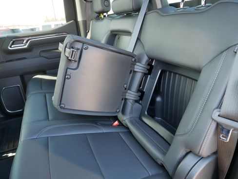 Used 2022 Chevrolet Silverado 1500 LTZ image 36