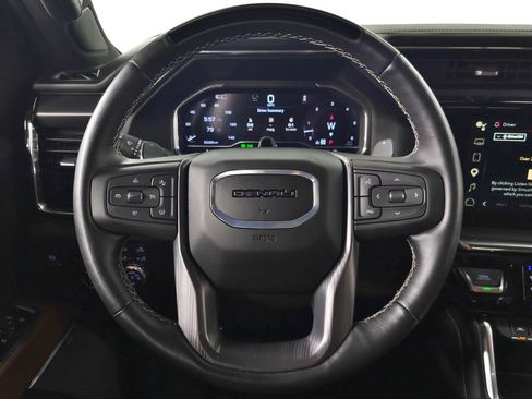Used 2024 GMC Sierra 1500 Denali Ultimate AWD/4WD image 21
