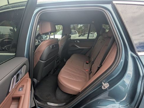 Used 2024 BMW X5 sDrive40i w/ Premium Package RWD image 28