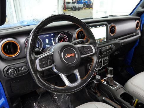 Used 2021 Jeep Gladiator Mojave AWD/4WD image 12
