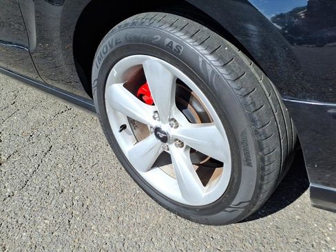 Used 2011 Ford Mustang GT Premium w/ Comfort Pkg image 6