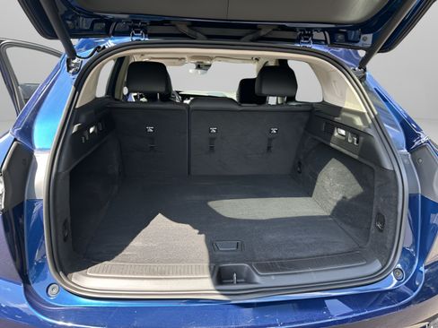 Used 2022 Buick Envision Avenir w/ Technology Package II FWD image 21