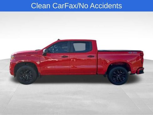 Used 2022 Chevrolet Silverado 1500 Custom image 2