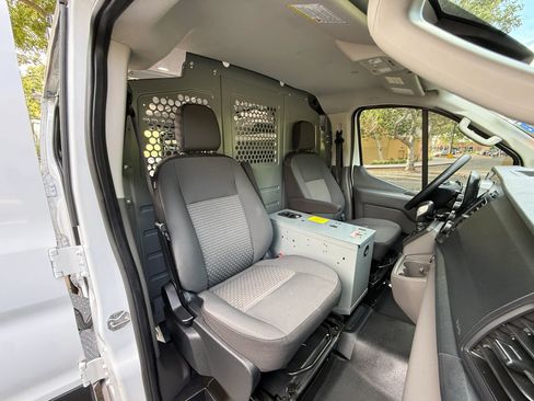 Used 2021 Ford Transit 150 Low Roof RWD image 27