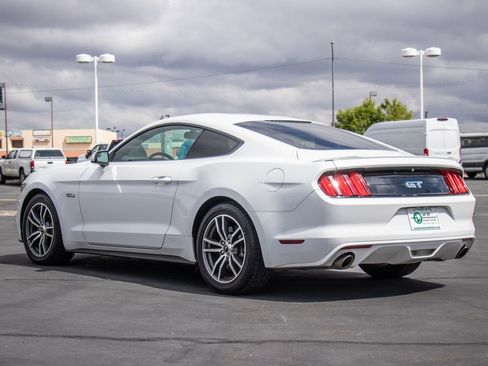 Used 2015 Ford Mustang GT RWD image 5