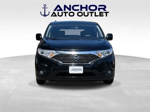 Used 2016 Nissan Quest SV image 2