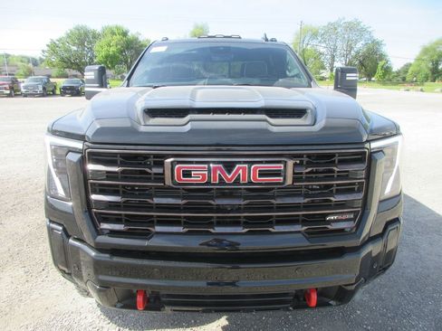 New 2026 GMC Sierra 2500 AT4X AWD/4WD image 11