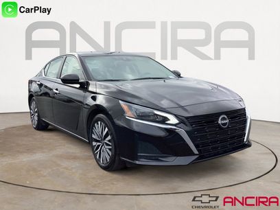 Used 2024 Nissan Altima 2.5 SV