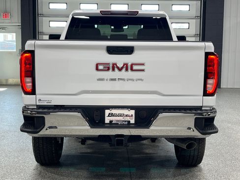 New 2026 GMC Sierra 2500 Pro w/ Convenience Package AWD/4WD image 4