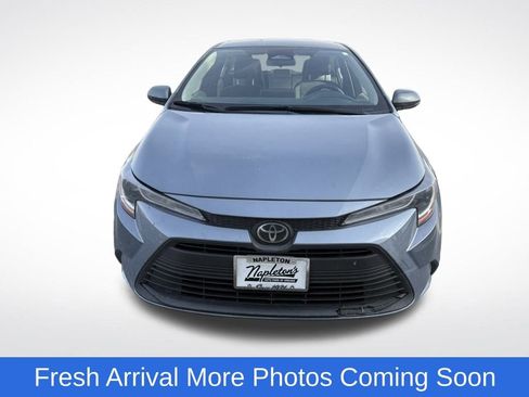 Used 2024 Toyota Corolla LE image 3