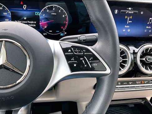 Certified 2026 Mercedes-Benz GLA 250 4MATIC image 15