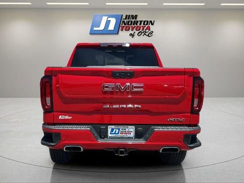 Used 2021 GMC Sierra 1500 AT4 w/ AT4 Value Package AWD/4WD image 6