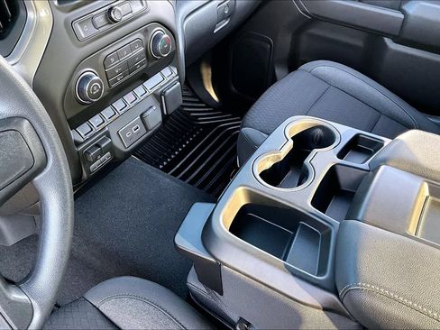 Used 2026 Chevrolet Silverado 1500 Custom Trail Boss w/ Turbomax Blackout Package AWD/4WD image 14