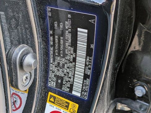 Used 2016 Toyota Highlander Plus image 17