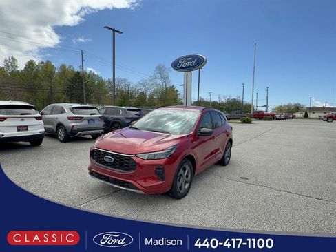 Certified 2024 Ford Escape ST-Line w/ Tech Pack #1 AWD/4WD image 1