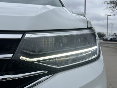 Certified 2023 Volkswagen Tiguan SE image 6