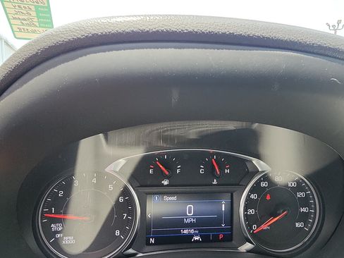 Used 2024 GMC Terrain SLE w/ Driver Convenience Package FWD image 13