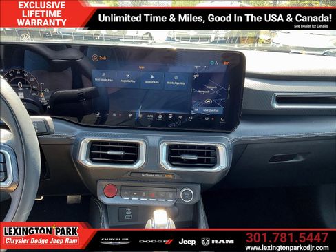Used 2025 Ford Mustang GT Premium RWD image 14