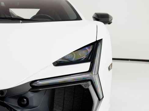 Used 2024 Lamborghini Revuelto AWD/4WD image 67