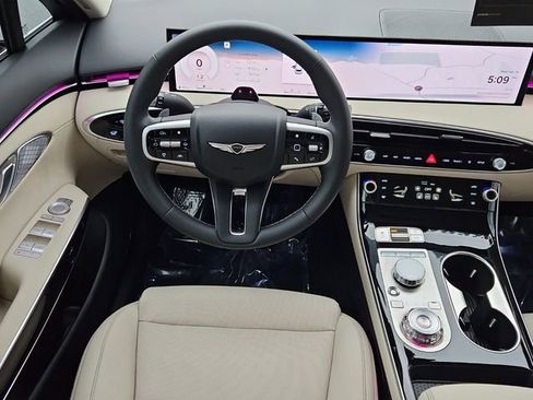 Used 2026 Genesis GV70 2.5T image 15