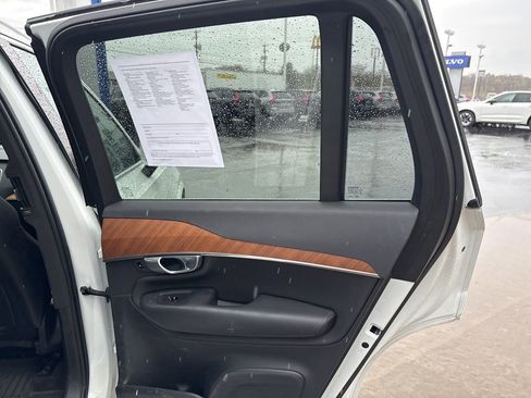 Used 2023 Volvo XC90 B6 Plus w/ Protection Package Premier AWD/4WD image 37