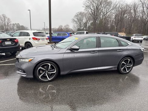 Used 2020 Honda Accord Sport image 5