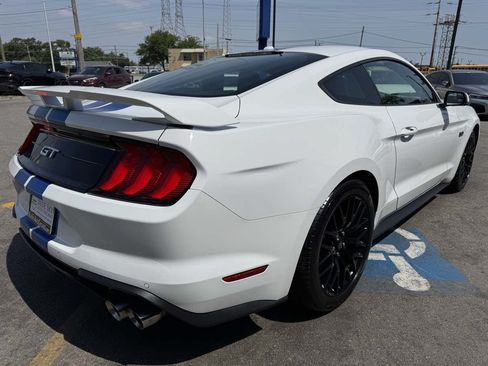 Used 2019 Ford Mustang GT Premium w/ GT Performance Package RWD image 5